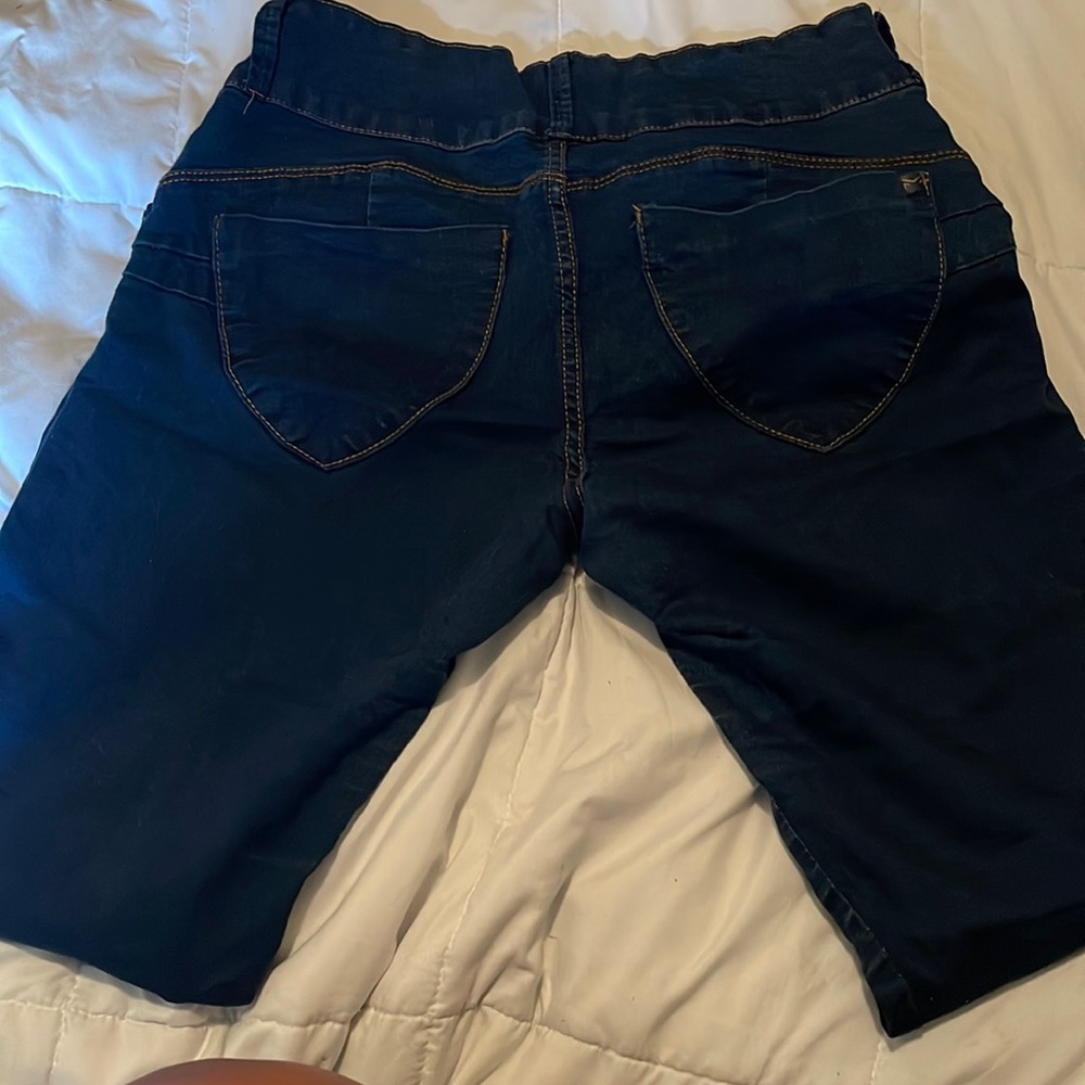 Dark washed jeggings